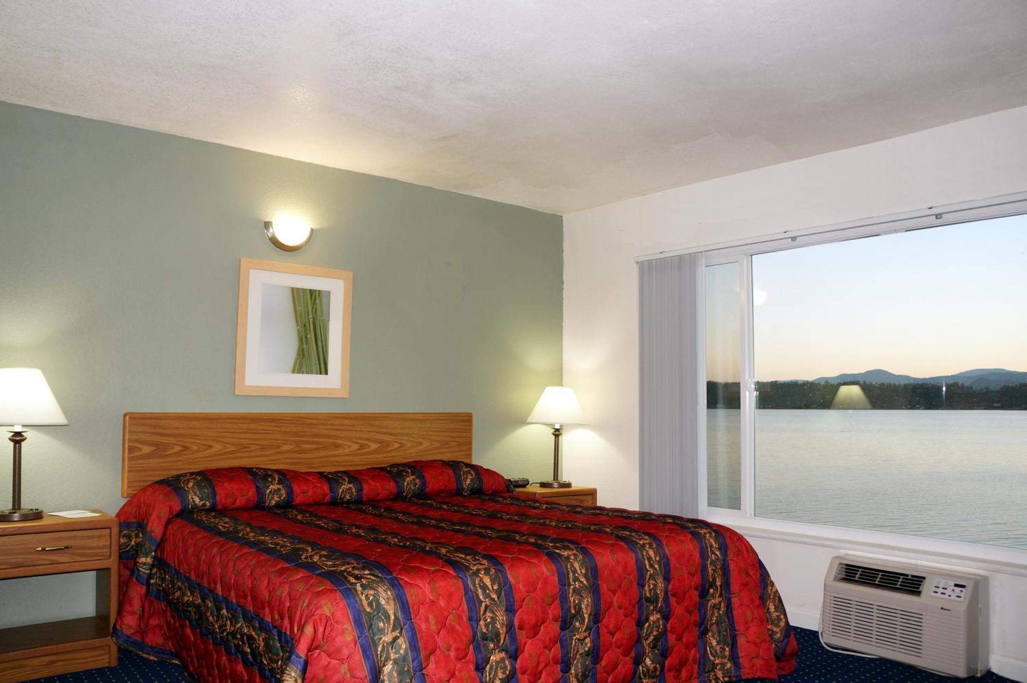 Lake Marina Inn Clearlake Oaks Szoba fotó